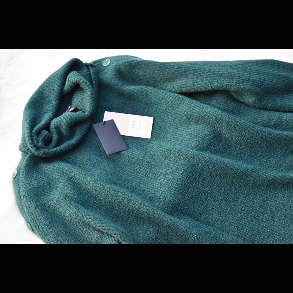 Green ponderosa Halogen sweater NWT size medium